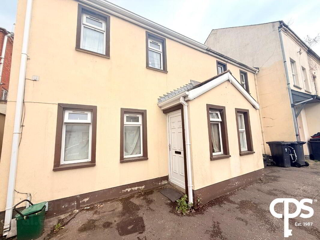 2 Meadowbank Street 1 of 7