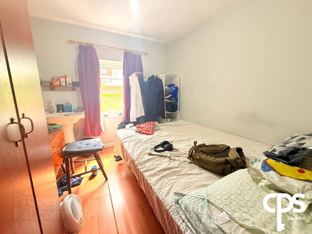 2 Meadowbank Street 6 of 7