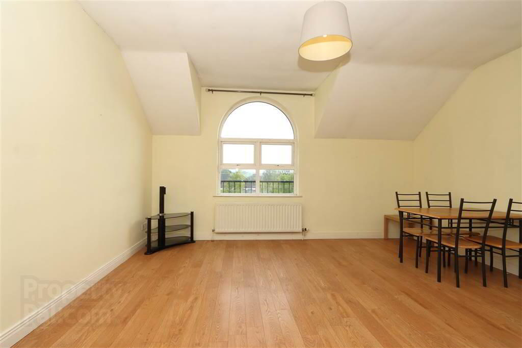 16 Castle Street Court 5 of 13