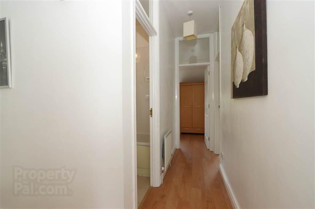 16 Castle Street Court 8 of 13