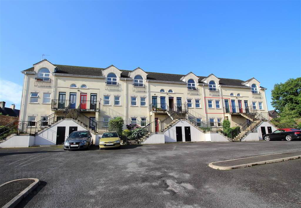 16 Castle Street Court 1 of 13