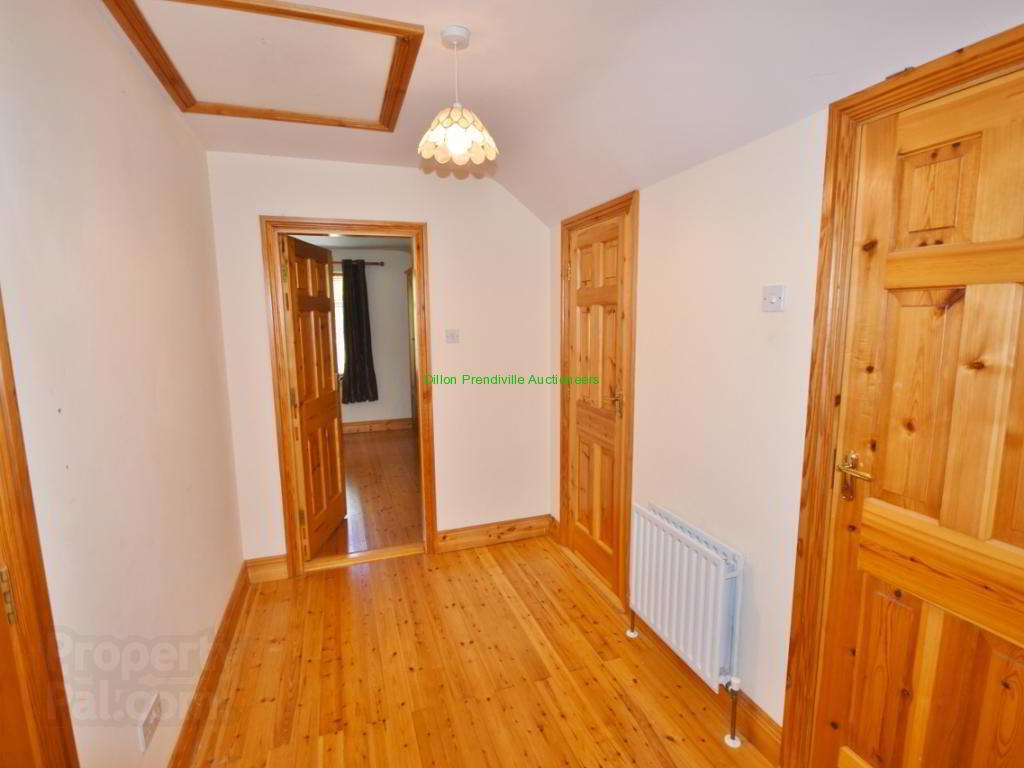 No. 18 St Patrick's Terrace 19 of 41