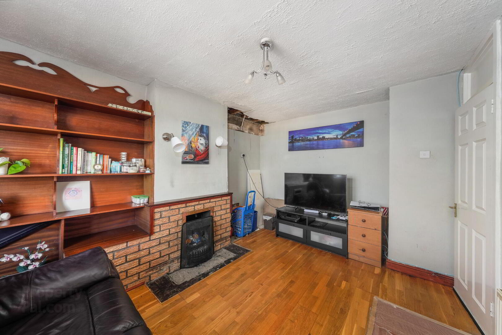 31 Kilshane Road 4 of 17