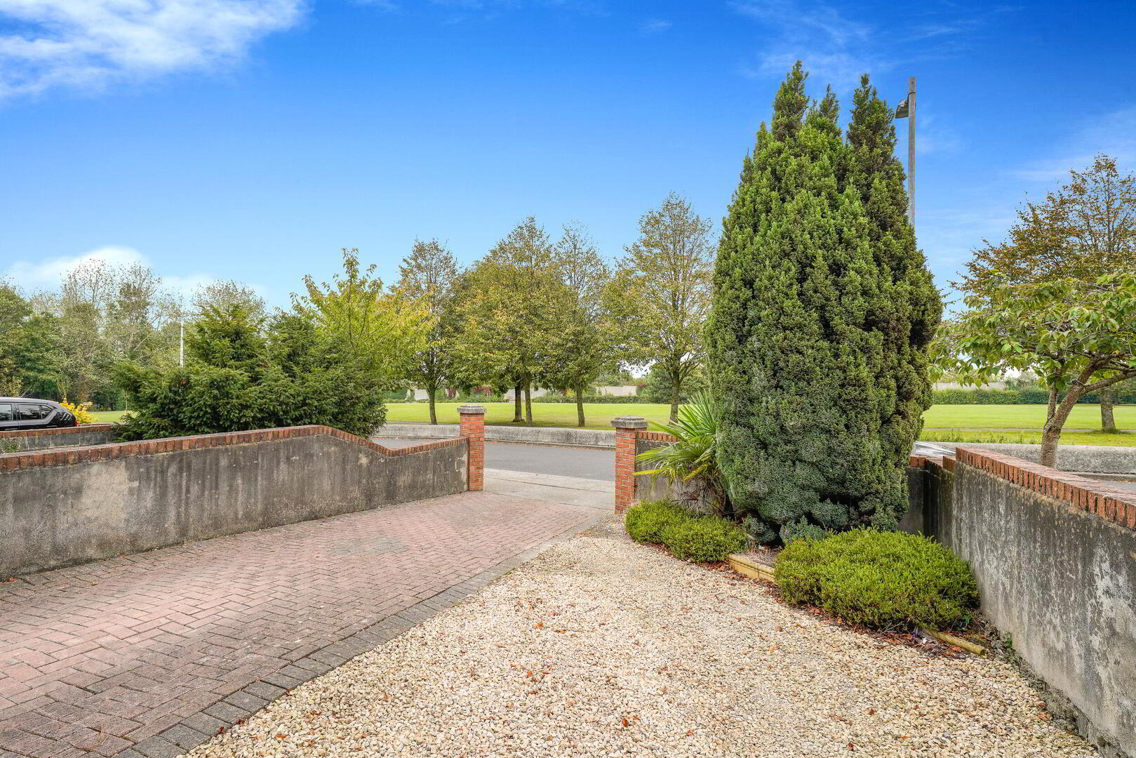 35 Monastery Gate Close 38 of 39