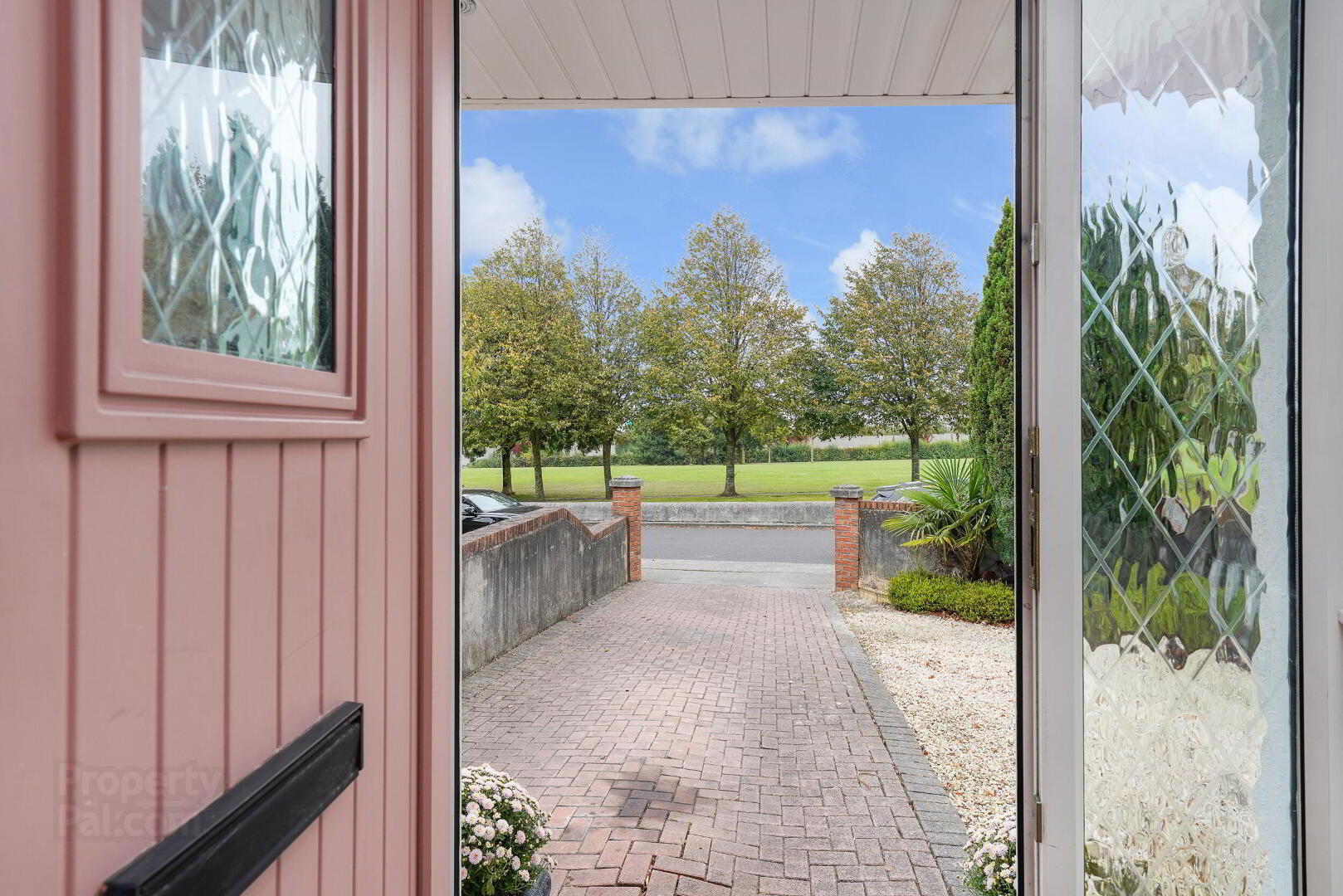 property description image