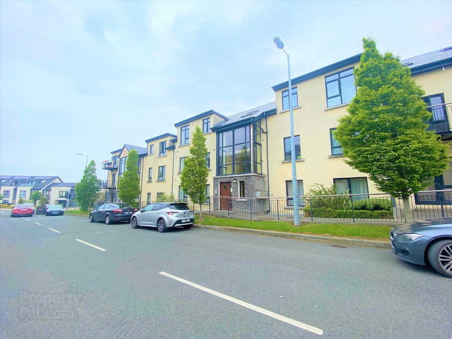 Slade Castle Avenue 1 of 8