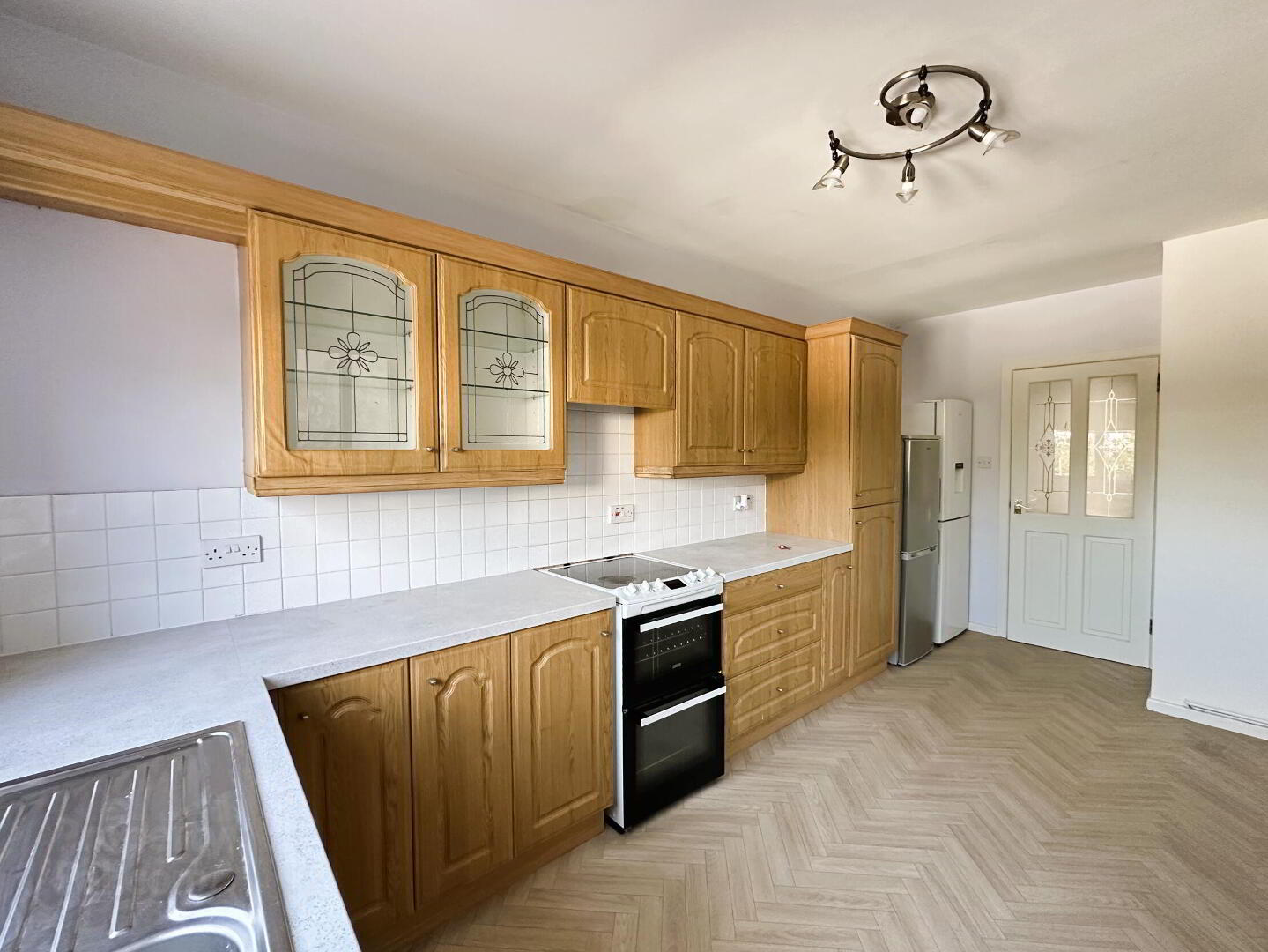 6 Kenlis Street 6 of 17
