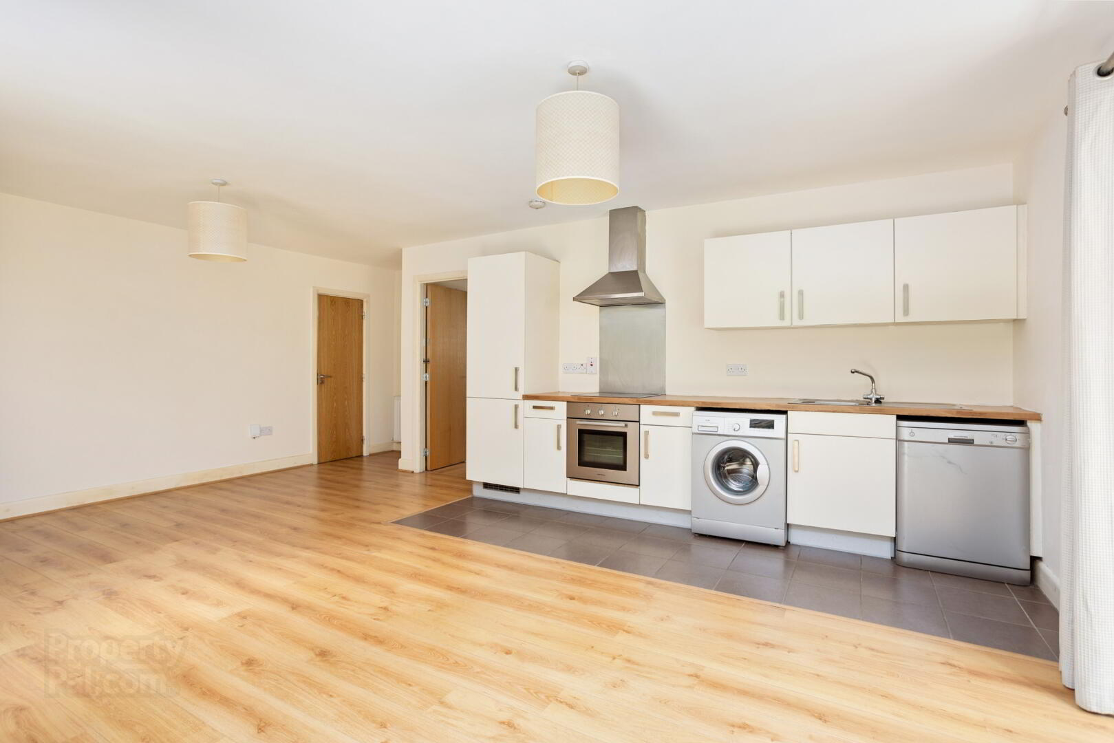 37 Fforster Square 7 of 21