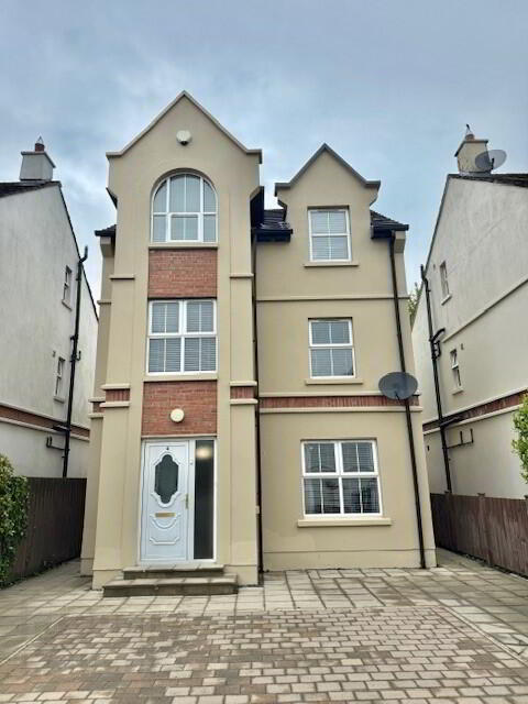 4 The Manse 1 of 25