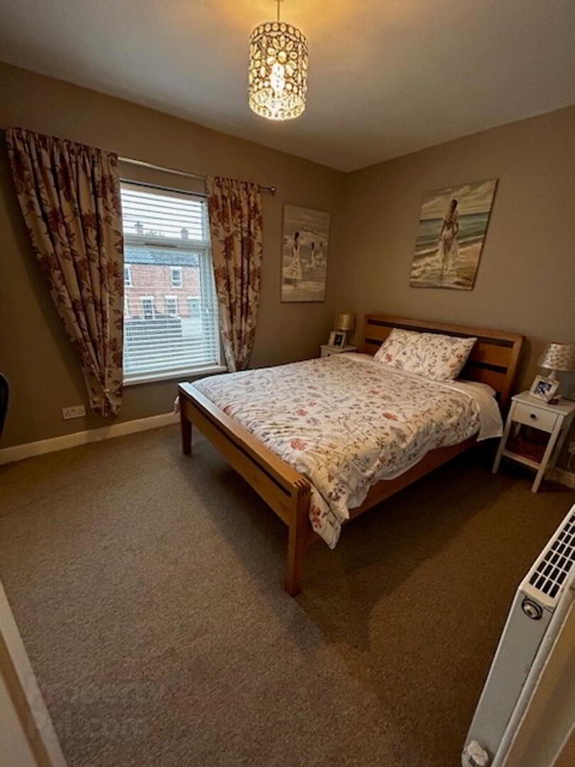 28 Parkgate Gardens , Sydenham , BELFAST, Select, A State 6 of 7