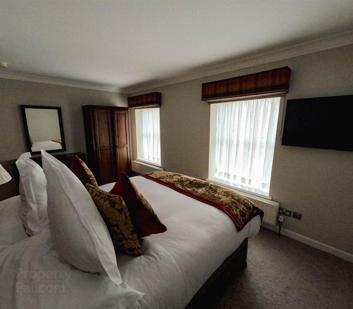 Serviced Apartment, 1 Stag Lodge Apartments 6 of 15
