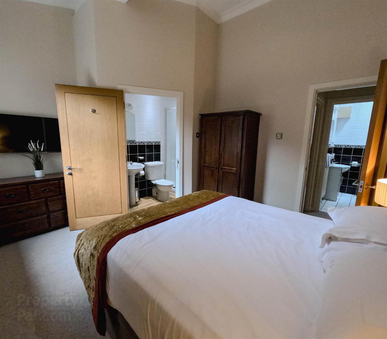 property description image