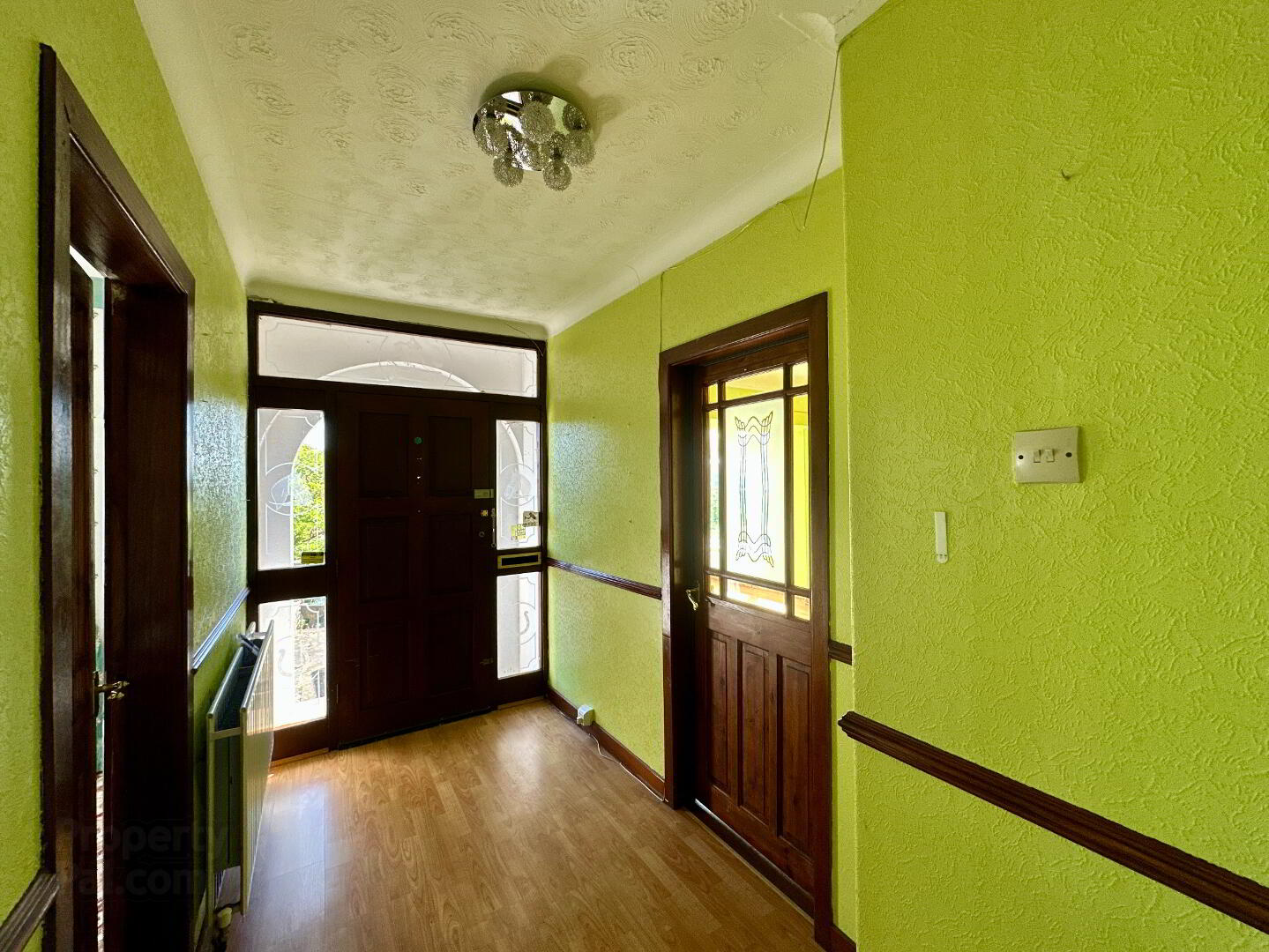 property description image