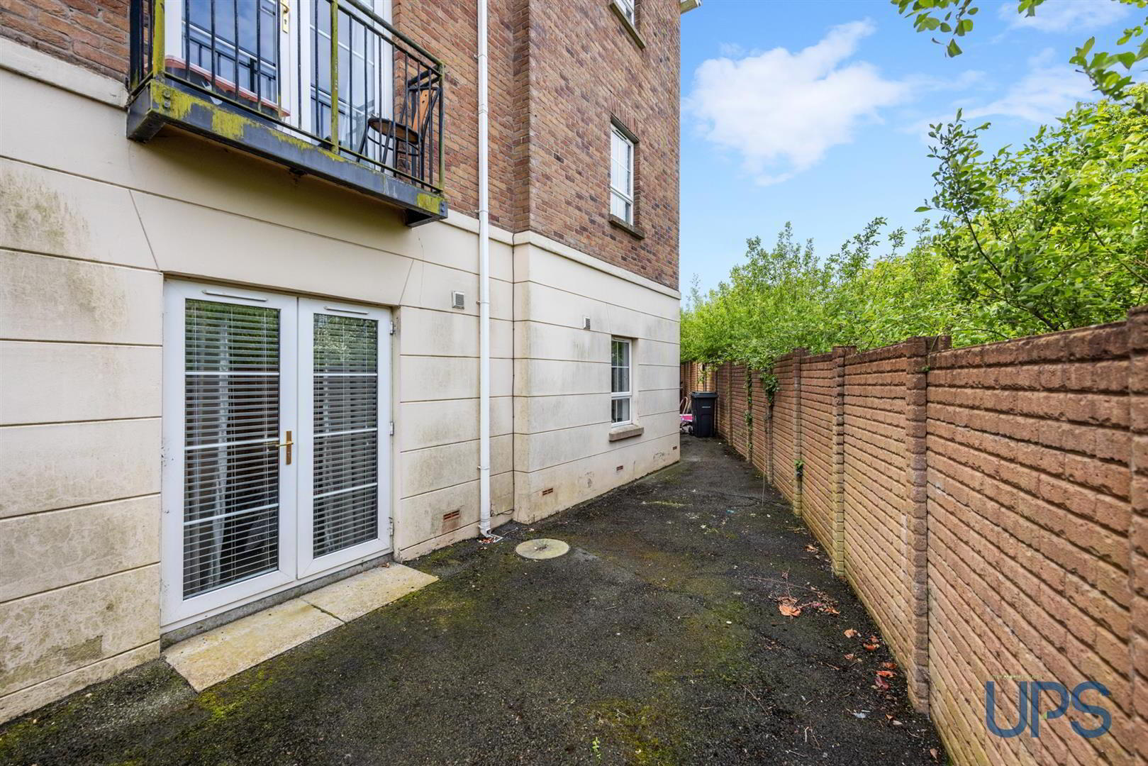 Apt 58, Mount Eagles Square 24 of 31