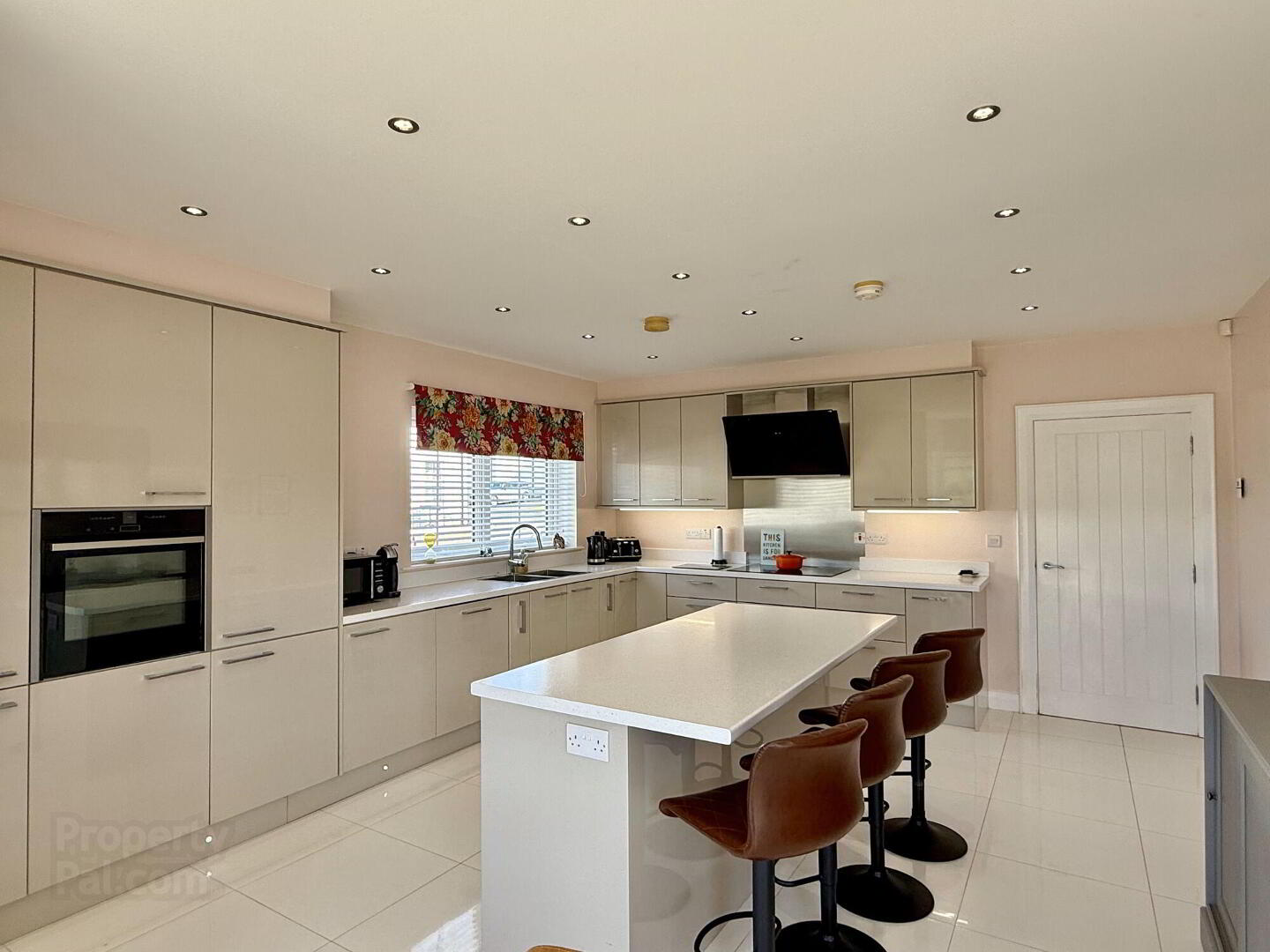 9 Craigagh Grove 11 of 36