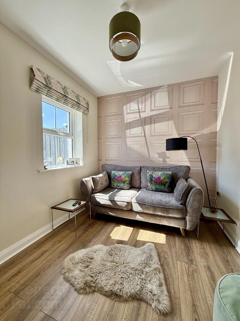 9 Craigagh Grove 21 of 36