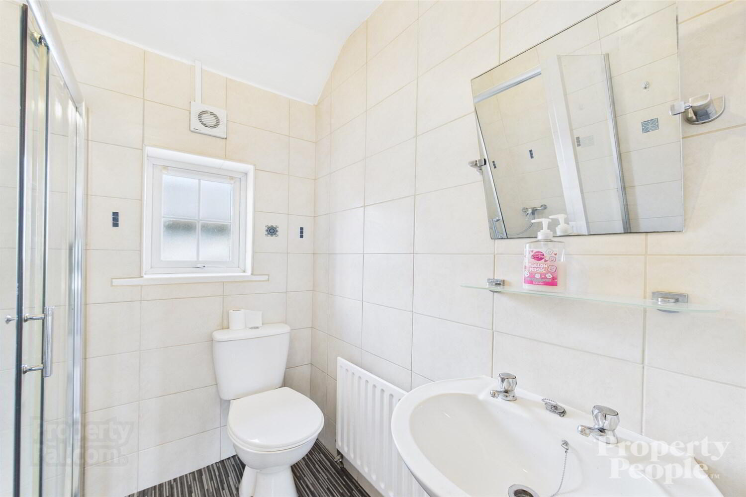 154 Brompton Park 17 of 20