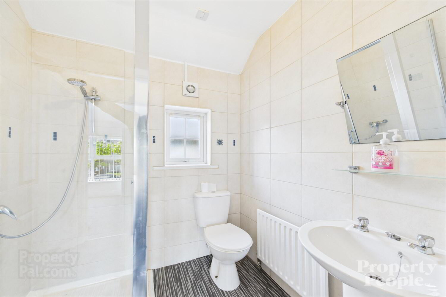 154 Brompton Park 18 of 20