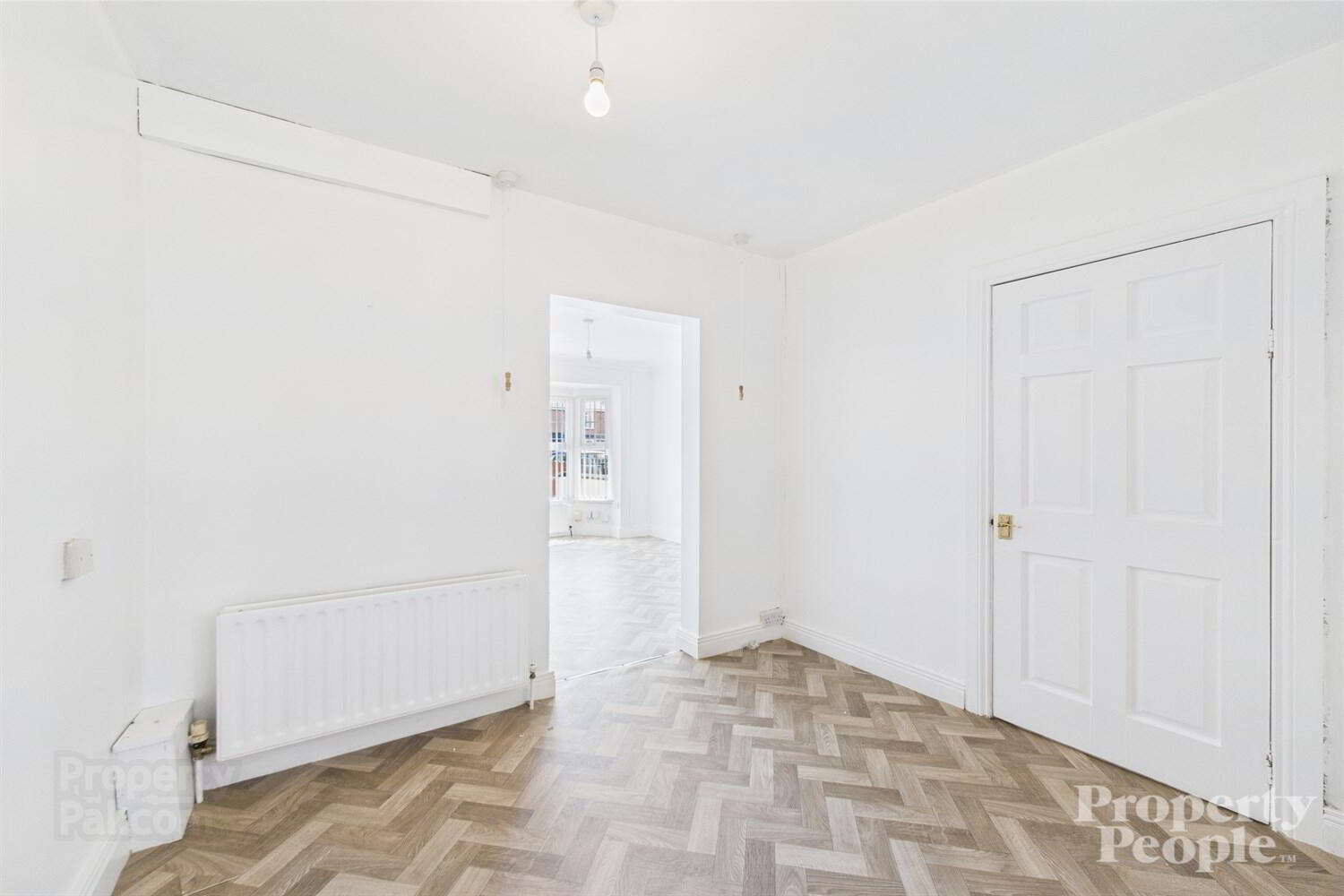 154 Brompton Park 7 of 20