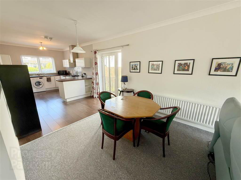 12 Orangefield Crescent 5 of 12