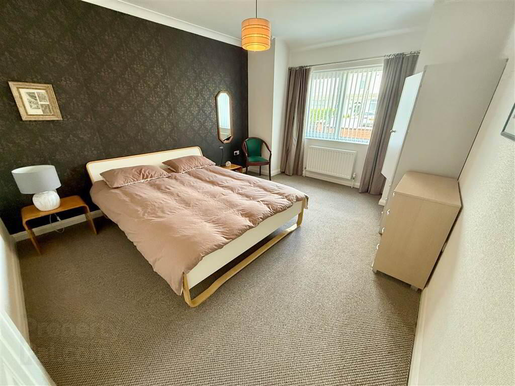 12 Orangefield Crescent 9 of 12