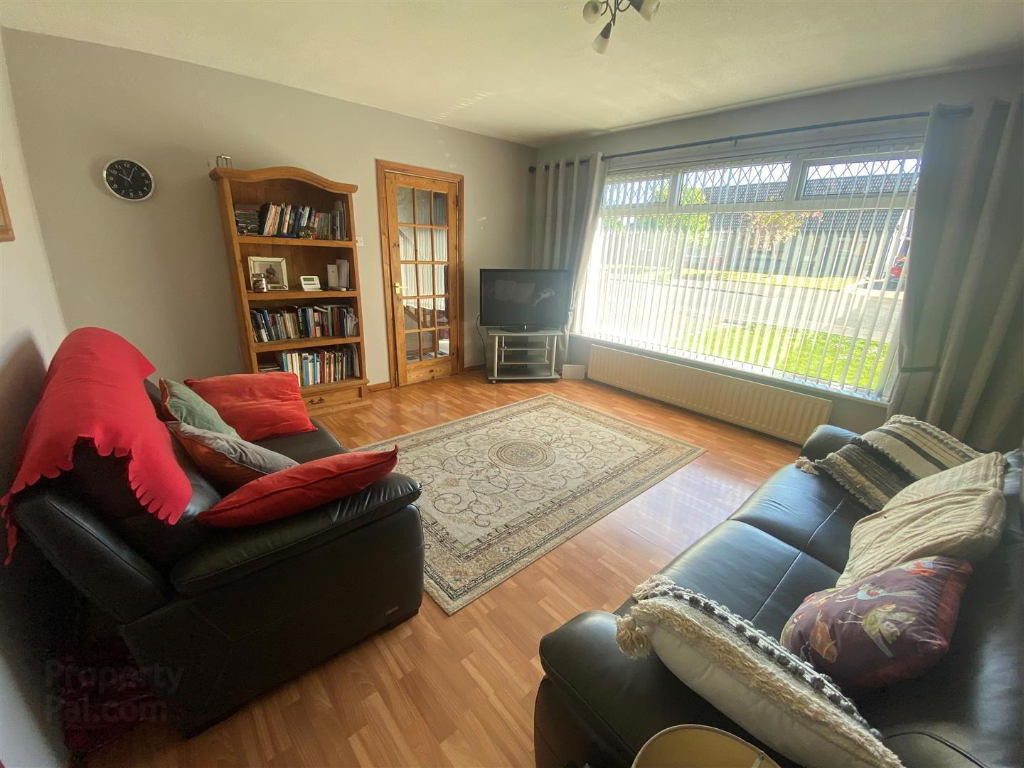 property description image