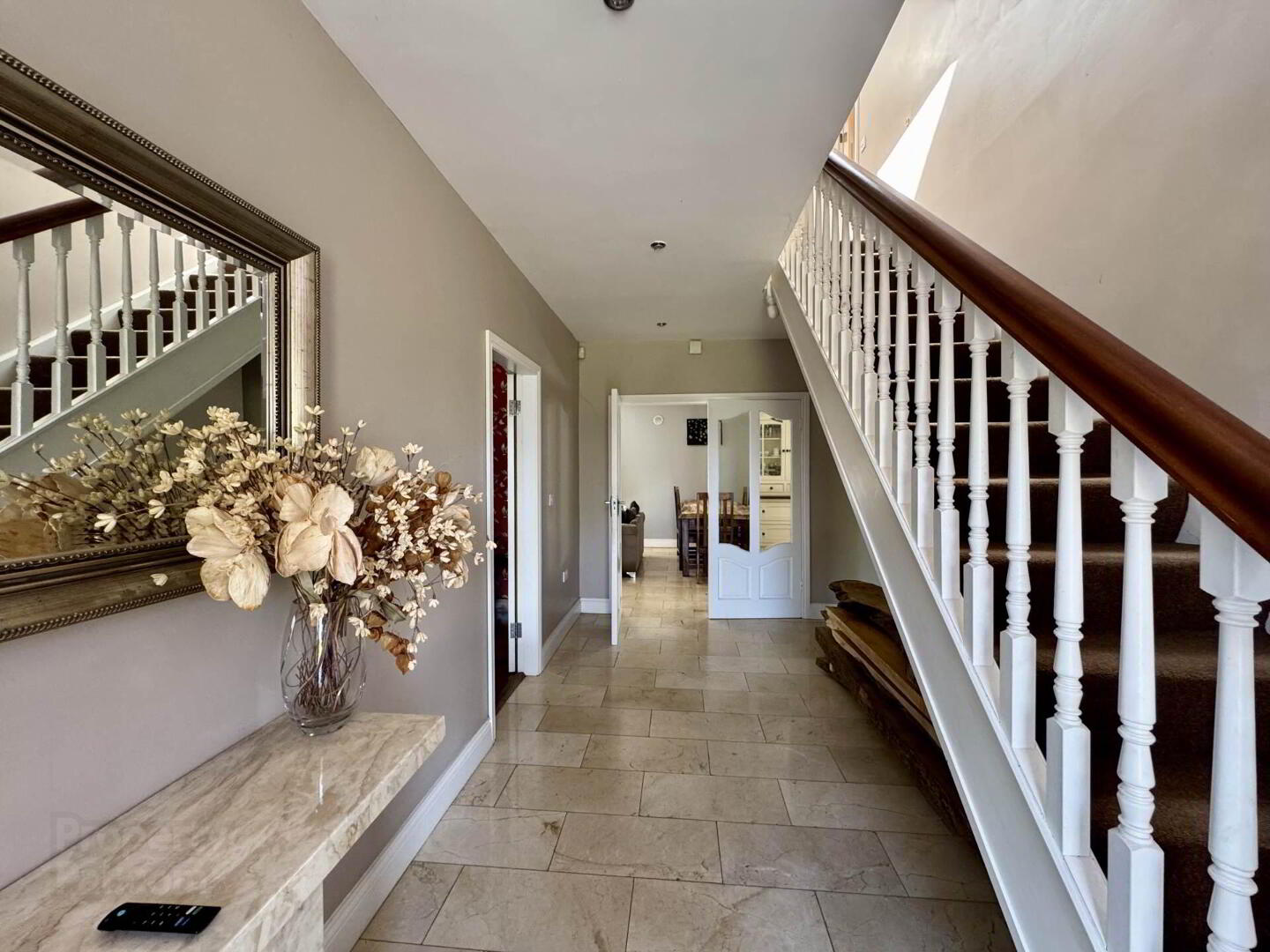property description image