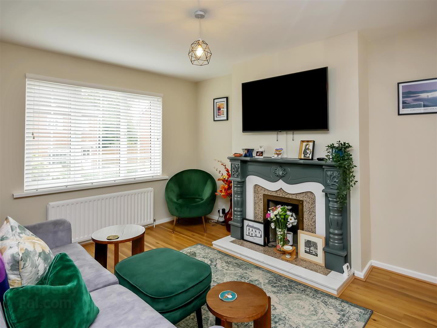 18 Beaufort Avenue 3 of 15