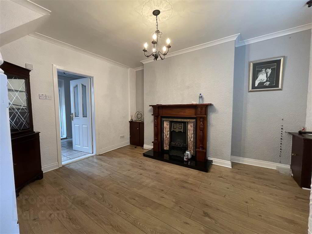 property description image