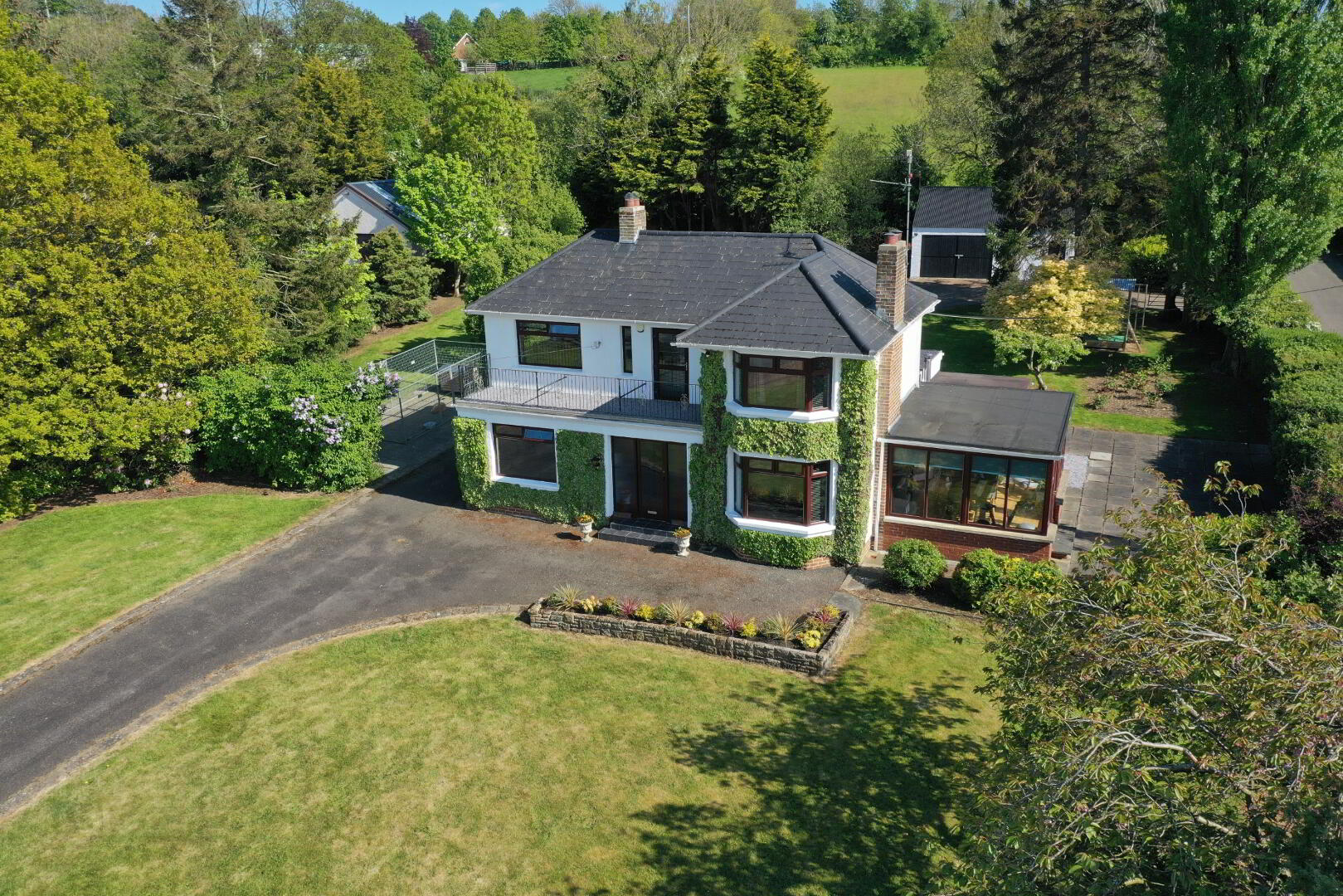 property description image
