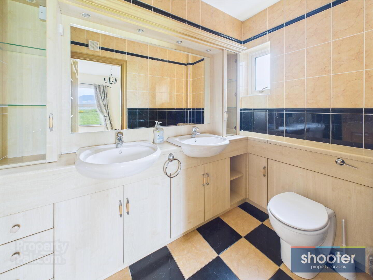 Mourne House, 49 Leitrim Road 32 of 61
