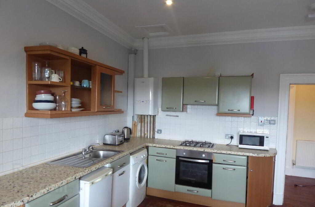 172 South Street 3 of 8