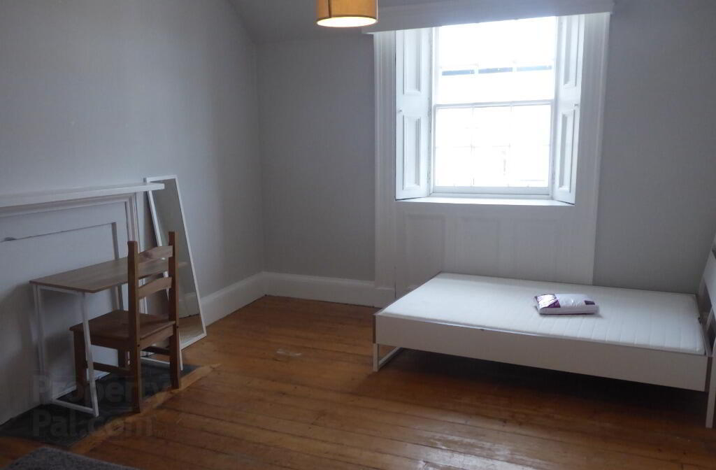 172 South Street 5 of 8