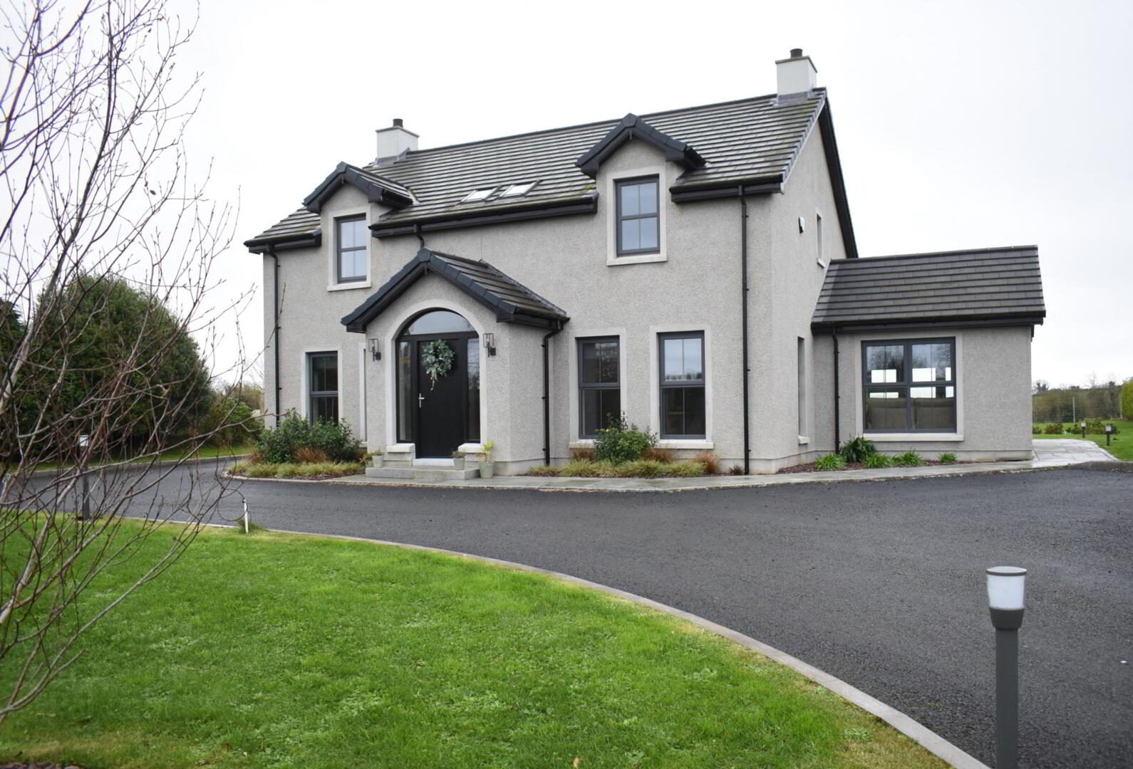 34 Castlerainey Road 1 of 56