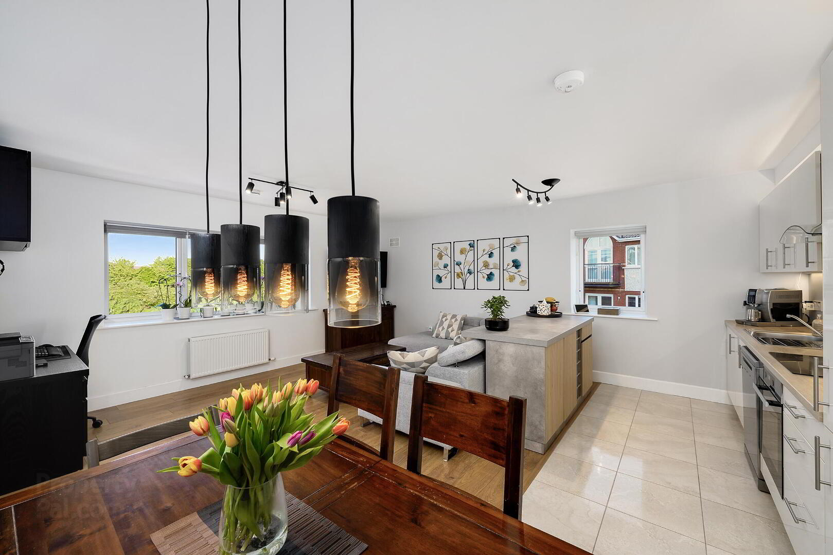 9 Fforster Terrace 23 of 36