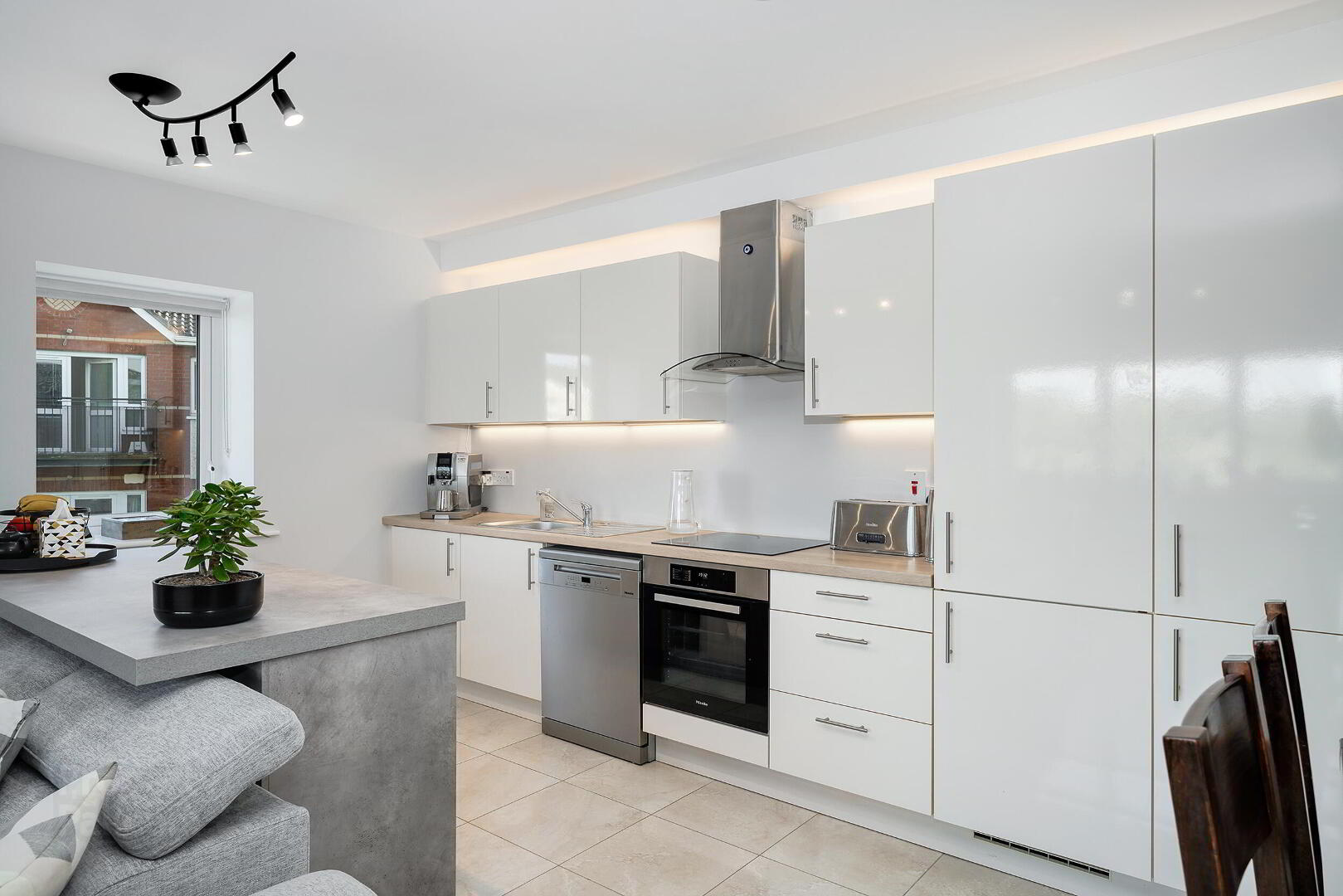 9 Fforster Terrace 22 of 36