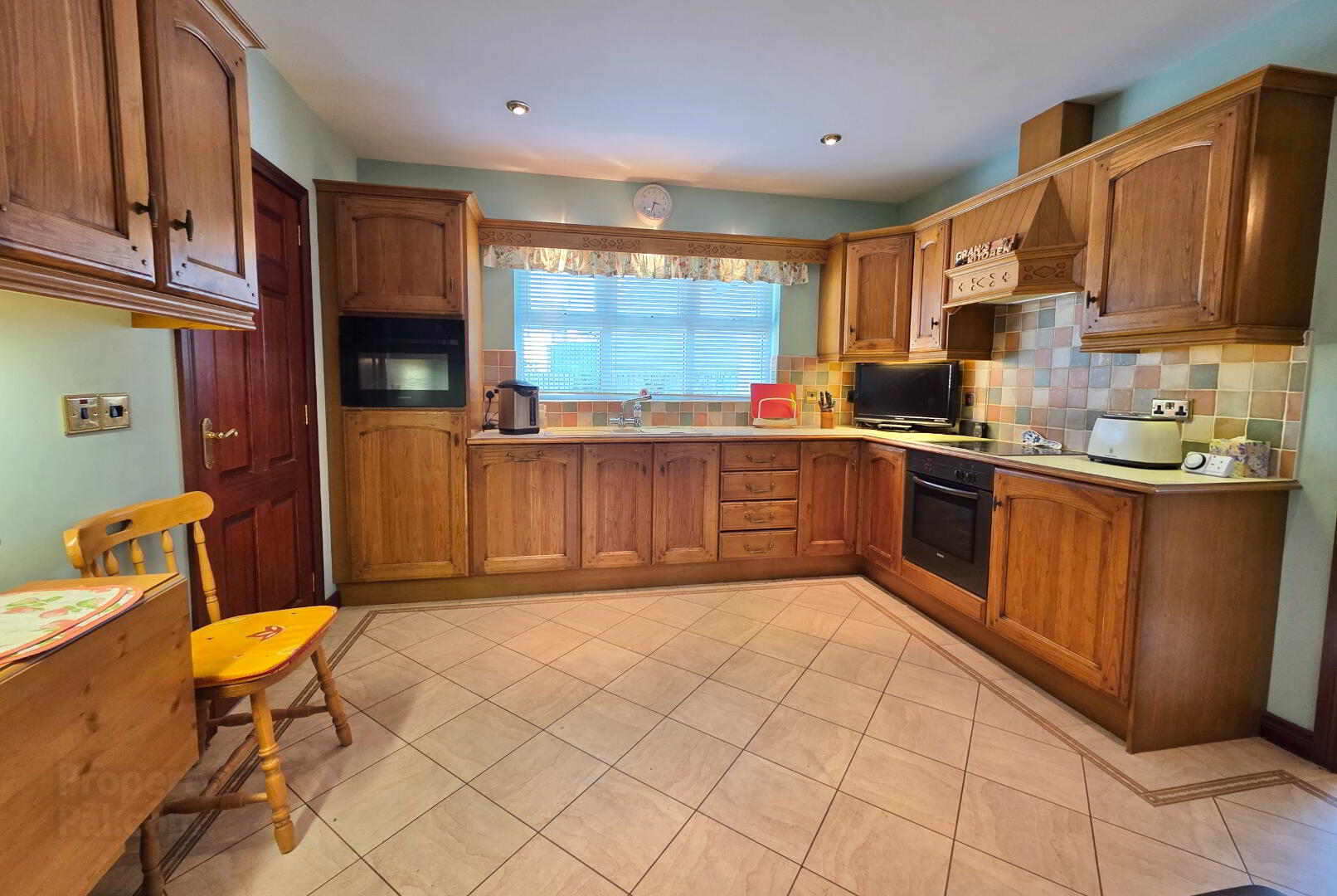 43 Beechcroft 14 of 41