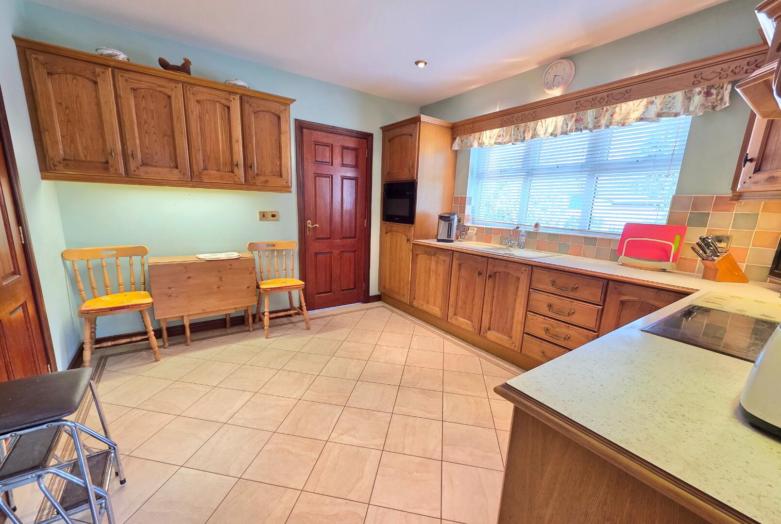 43 Beechcroft 15 of 41
