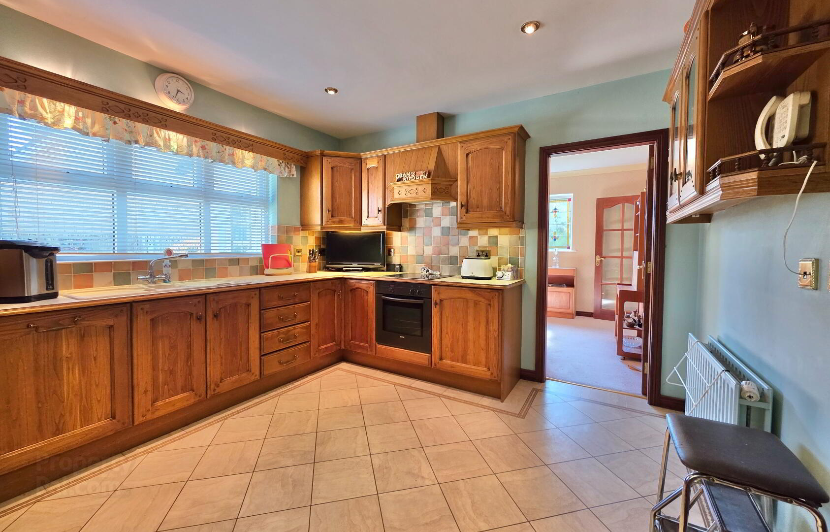 43 Beechcroft 16 of 41