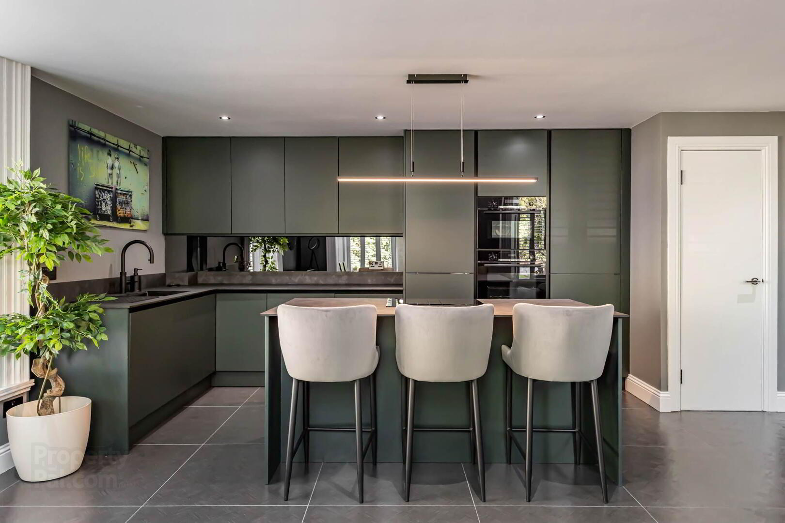 42 Glenmore Place 9 of 30