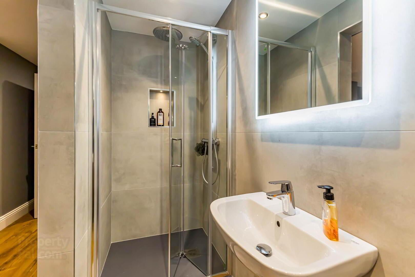 42 Glenmore Place 18 of 30
