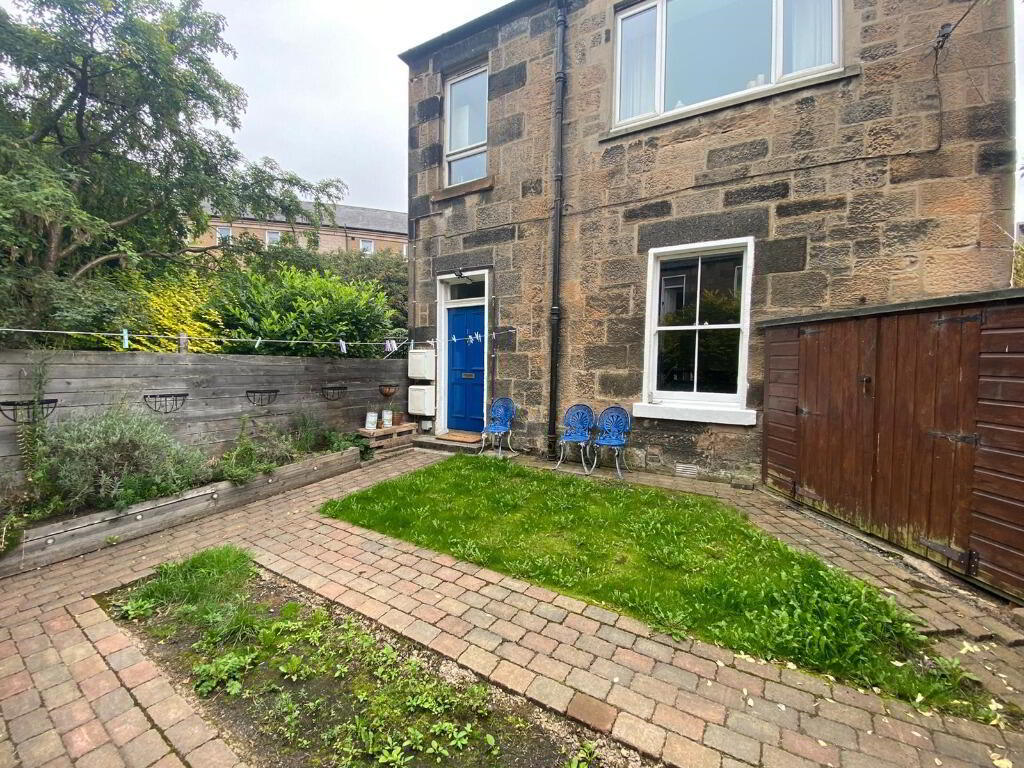 17 Breadalbane Terrace 1 of 12