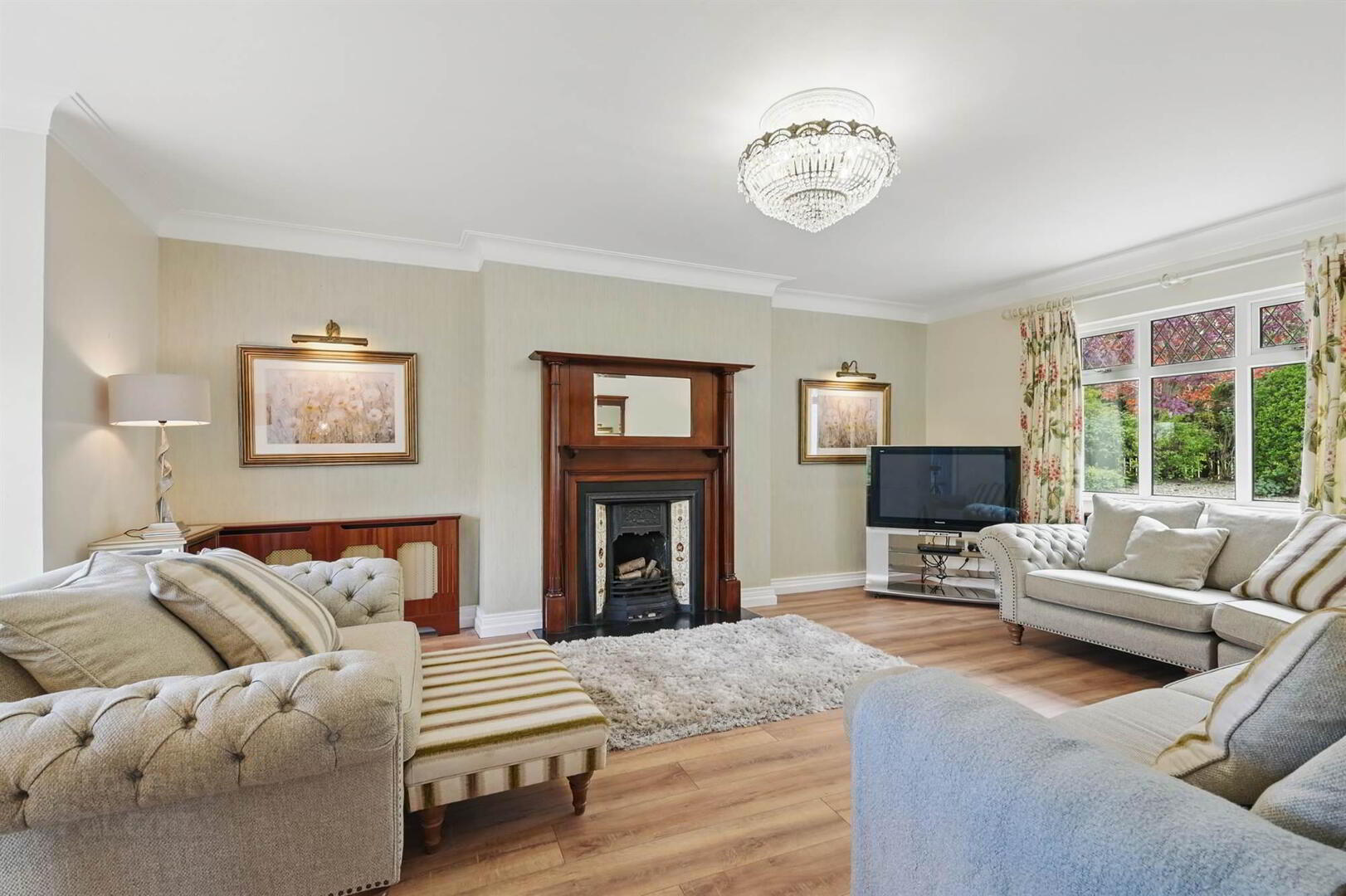 52 Markethill Road 3 of 33