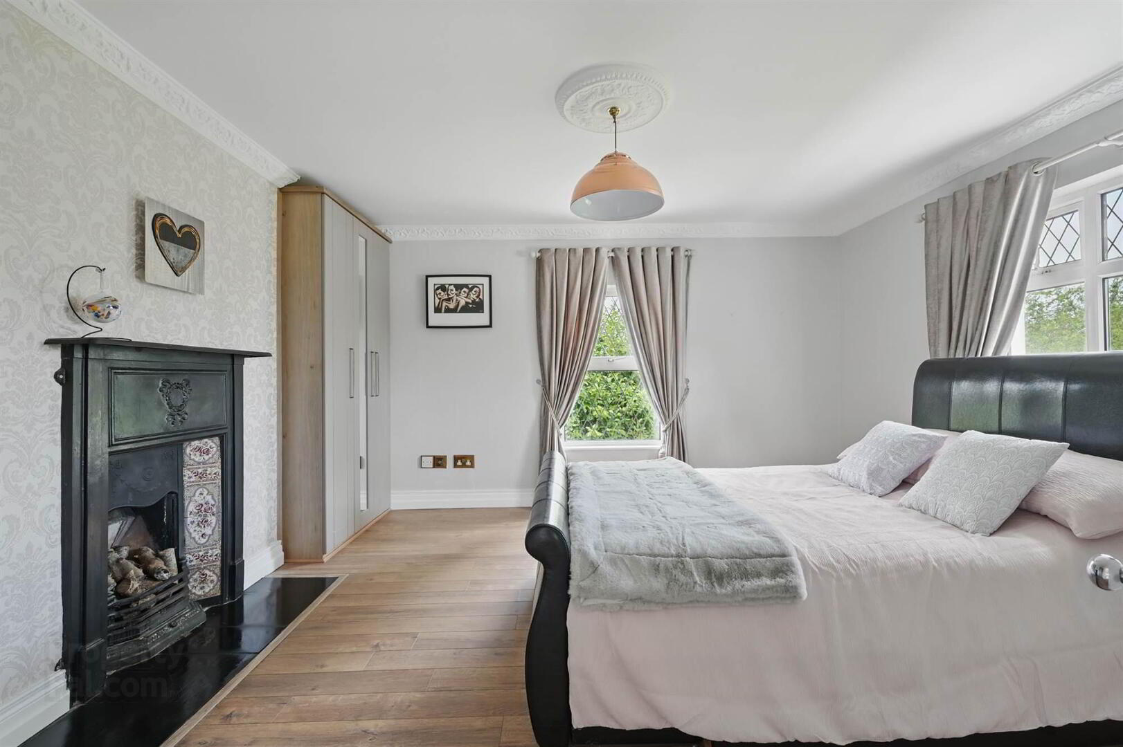 52 Markethill Road 13 of 33