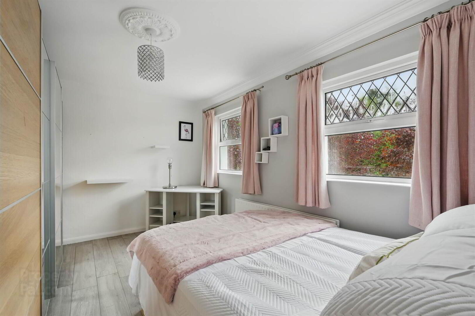 52 Markethill Road 16 of 33