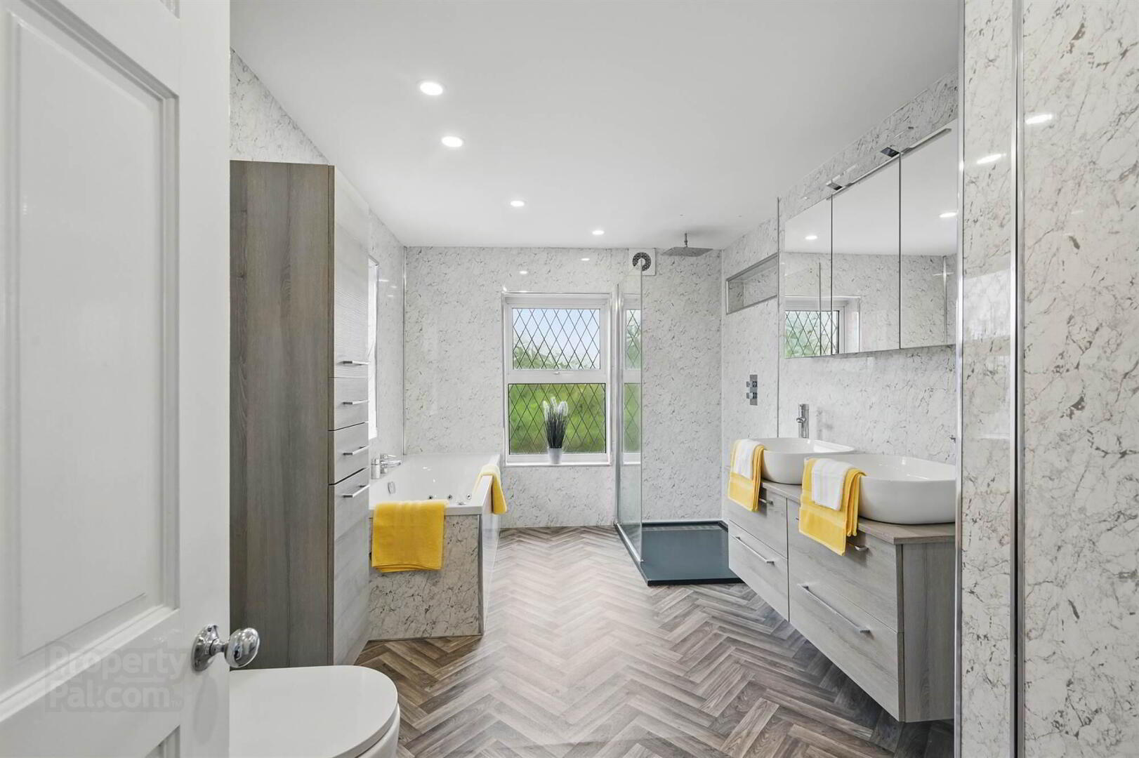 52 Markethill Road 17 of 33