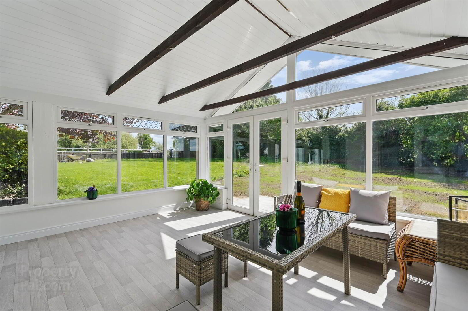 52 Markethill Road 9 of 35