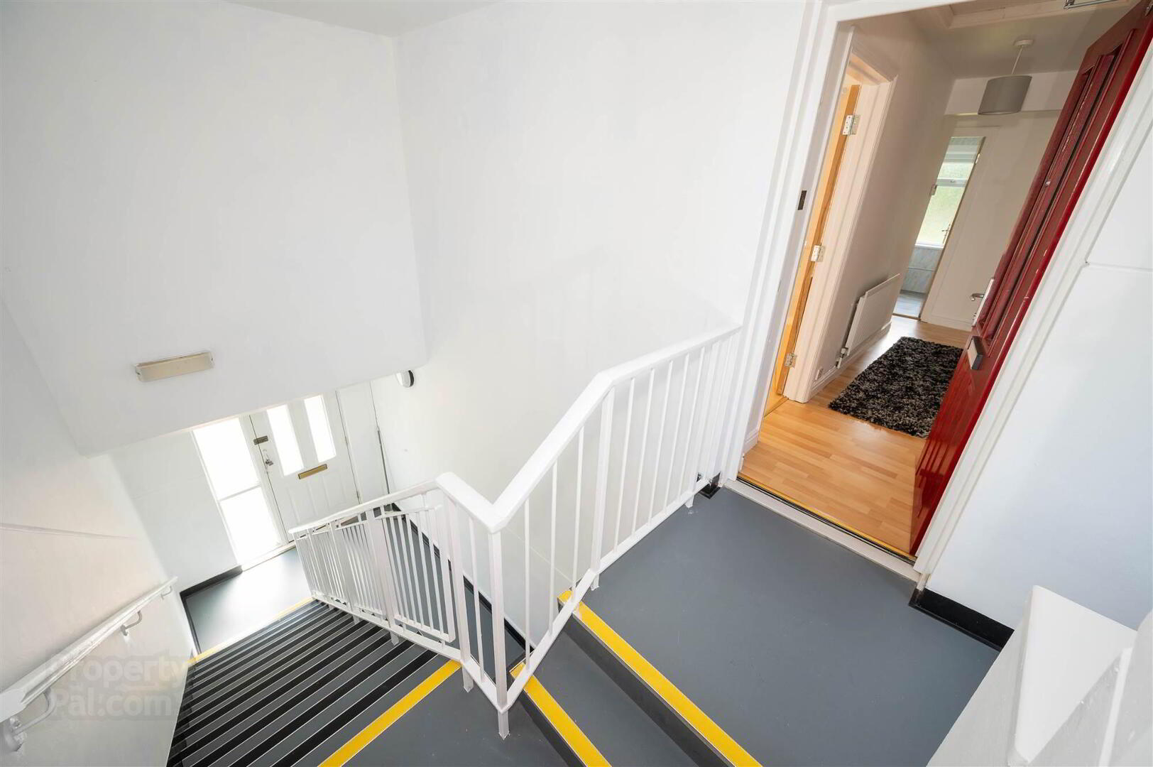 152b Lower Braniel Road 3 of 18