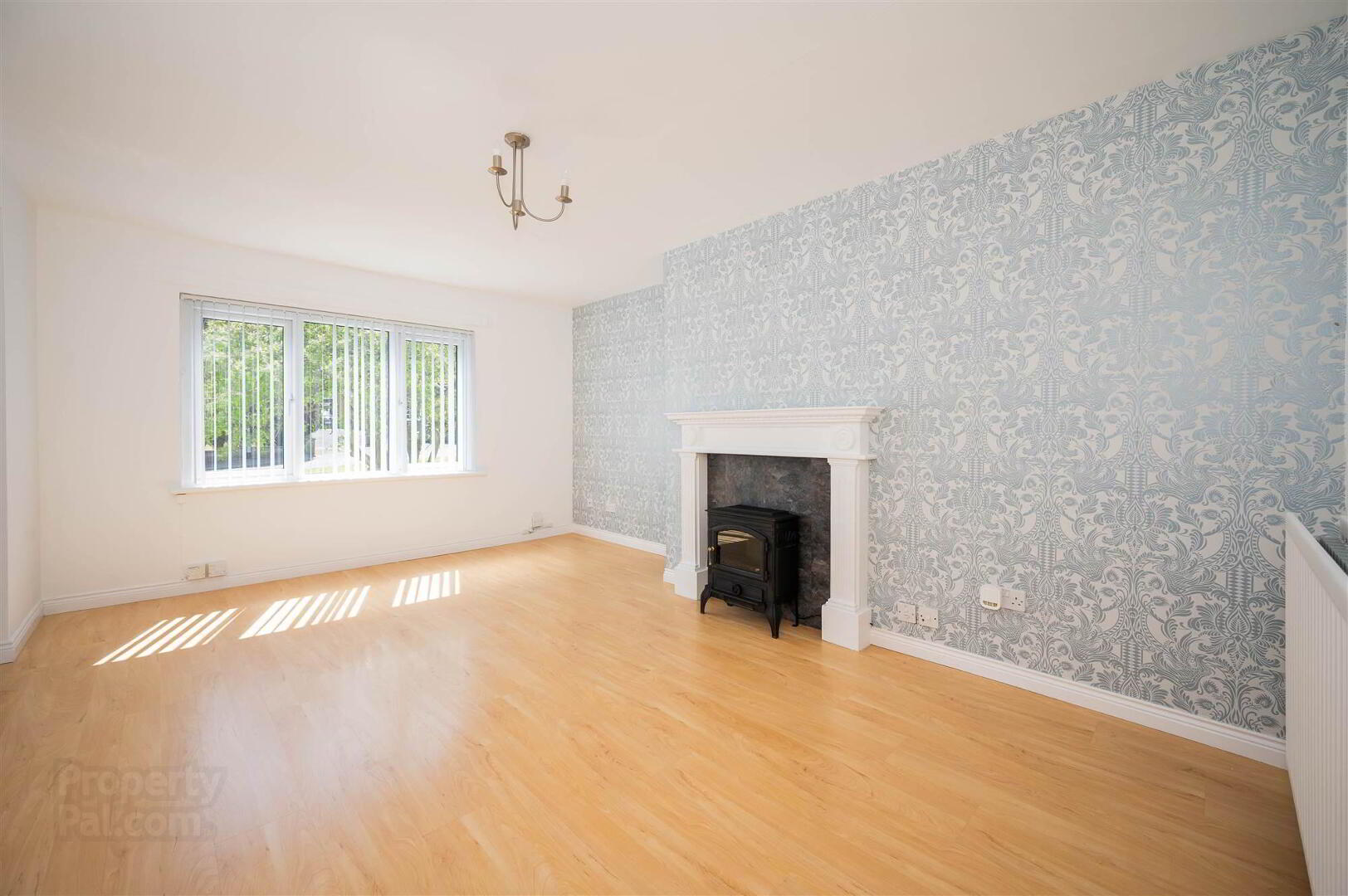 152b Lower Braniel Road 5 of 18