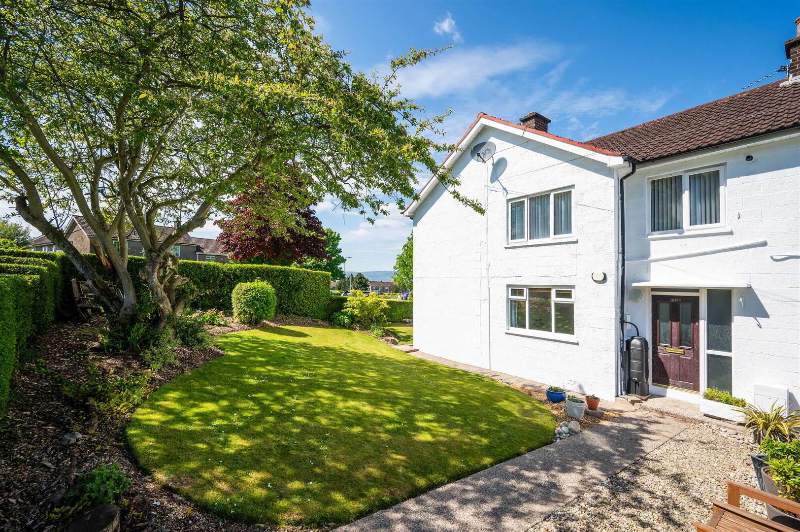 152b Lower Braniel Road 1 of 18